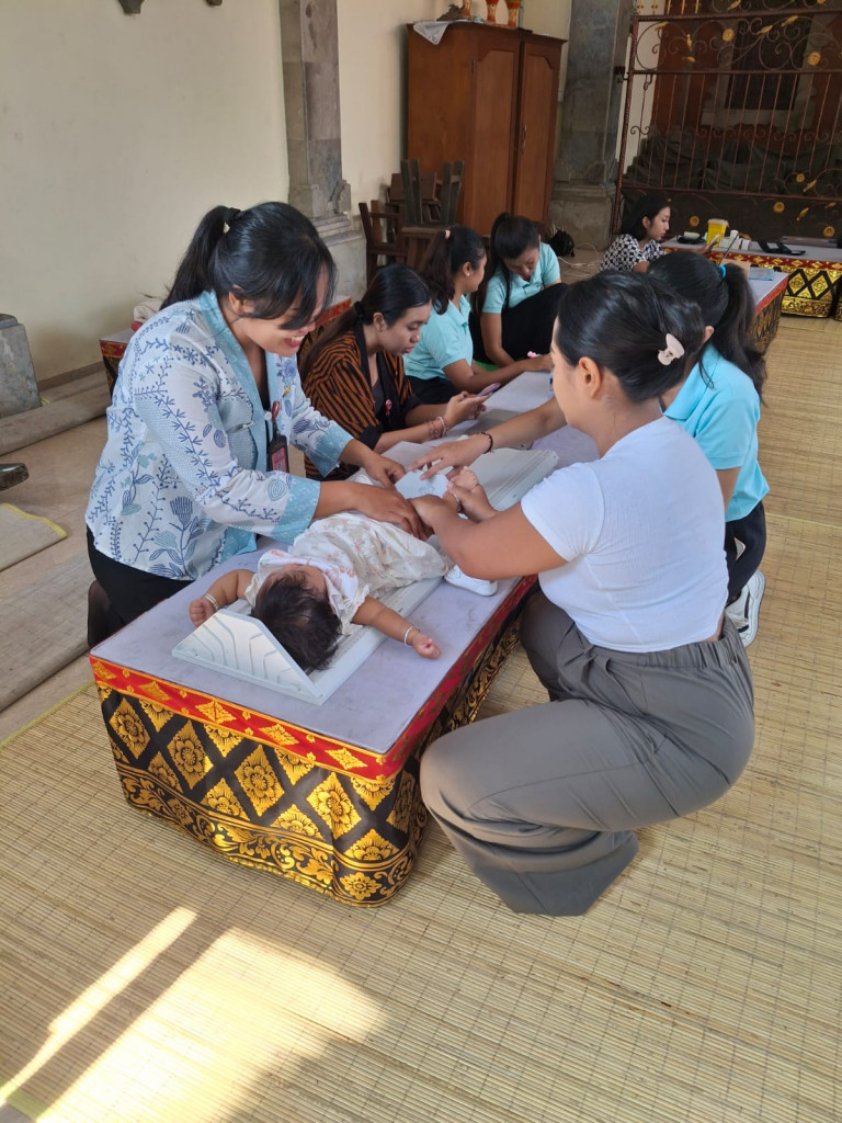 Kegiatan Posyandu ILP Bulan Oktober di Kelurahan Legian